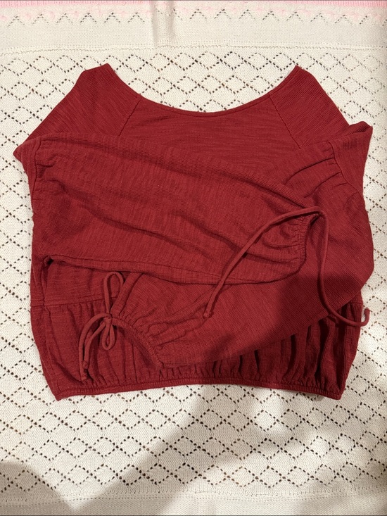 aerie Tops - aerie Rust Red Tie-Front Crop Top